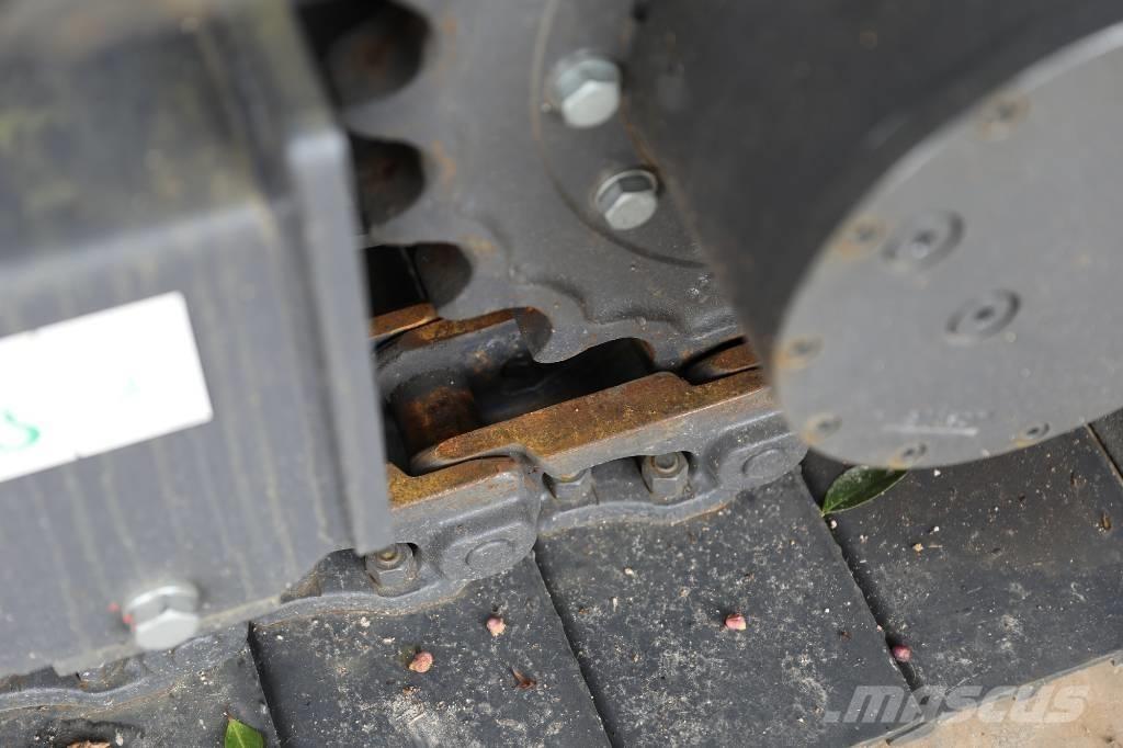 Develon DX 60 E-10 N Wheeled excavators