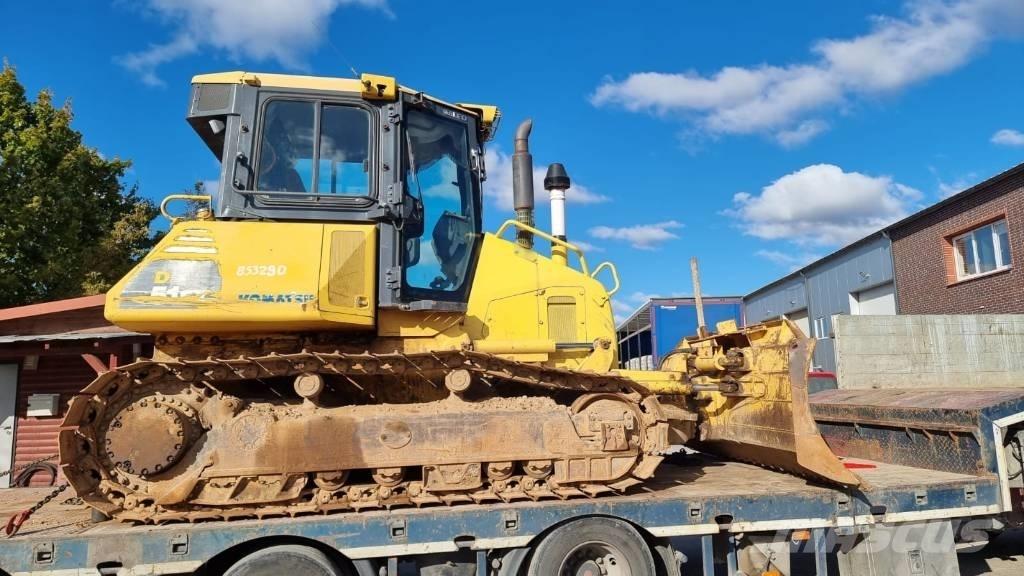 Komatsu D 51 EX-22 Crawler dozers