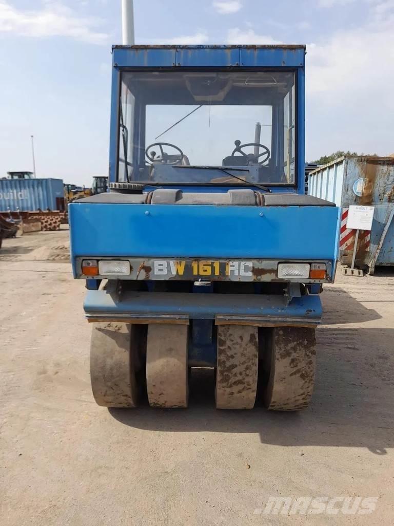 Bomag BW 161 AC Twin drum rollers
