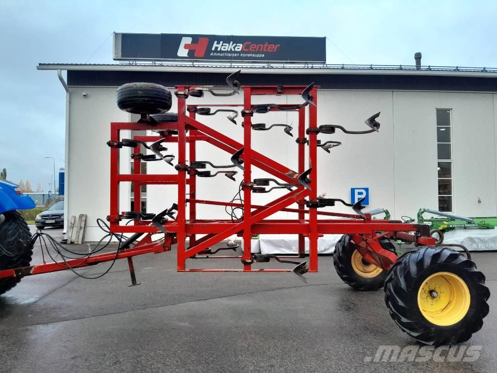 Väderstad Cultus500 Cultivators