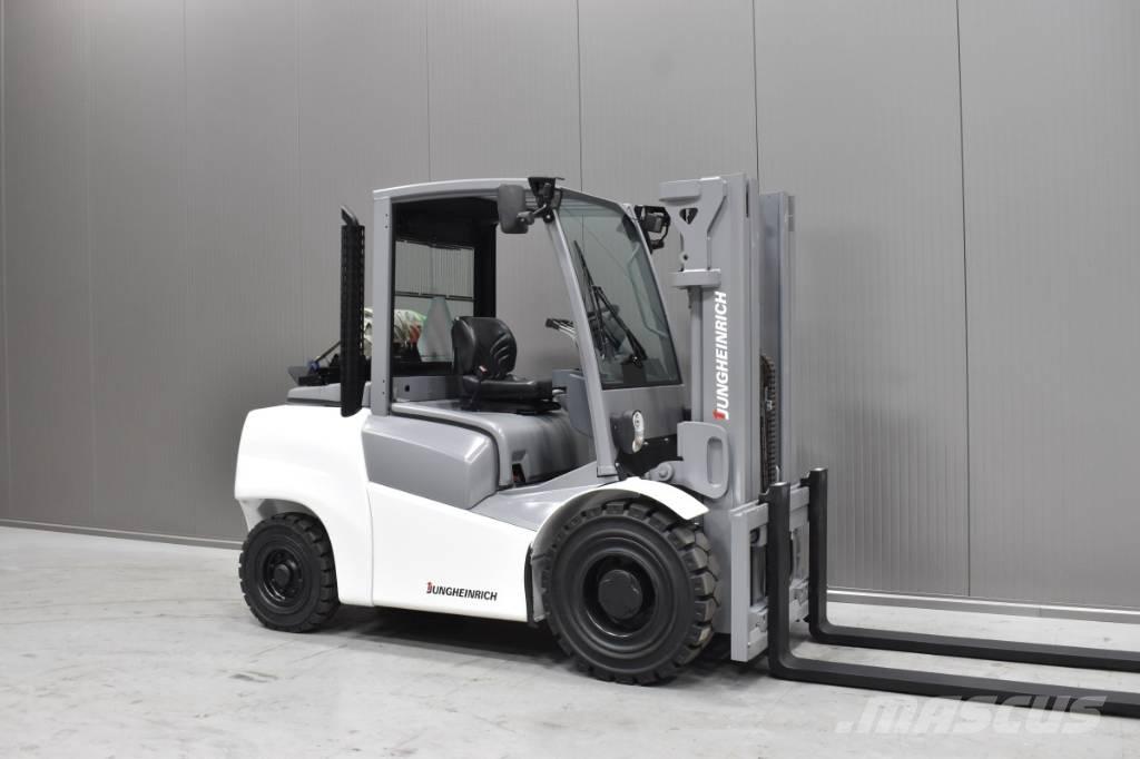 Jungheinrich TFG S50 LPG trucks