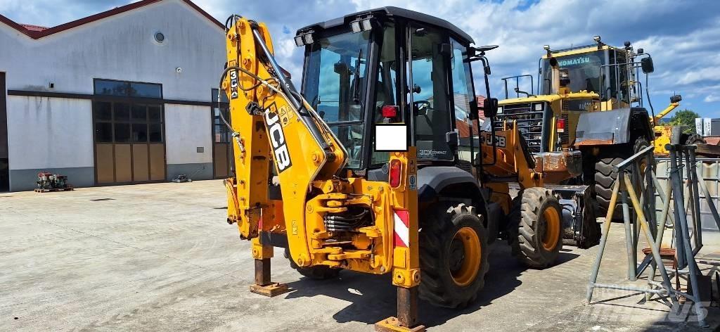 JCB 3CX COMPACT TLB's