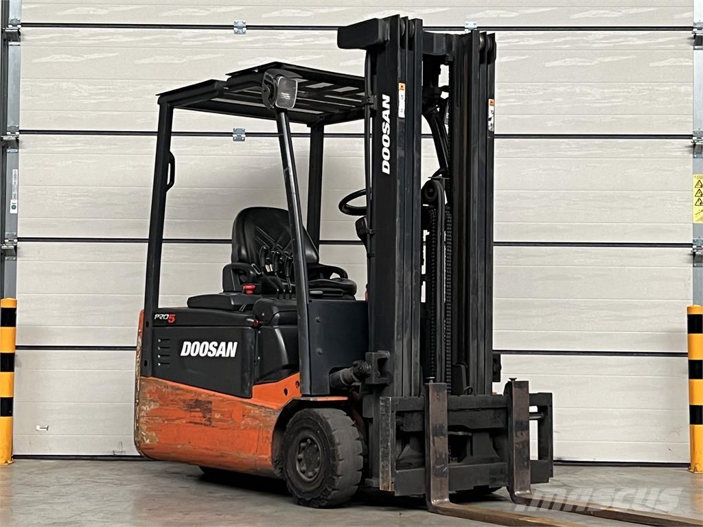 Doosan B18T-5 Electric forklift trucks