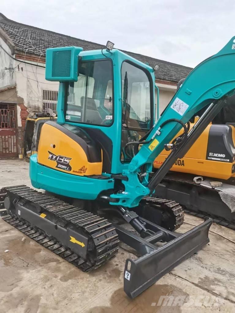 Kubota KX 135 Crawler excavators