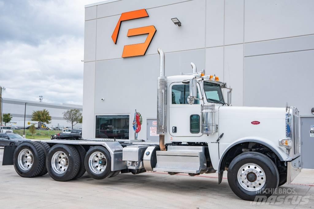 Peterbilt 389 Truck Tractor Units