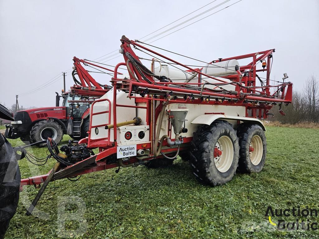 Lindus 7000 Trailed sprayers