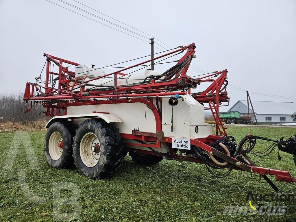 Lindus 7000 Trailed sprayers
