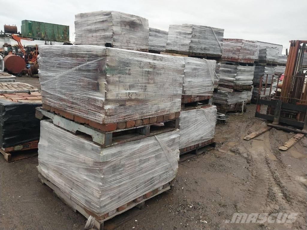 WhOLESALE BRICKS Other components