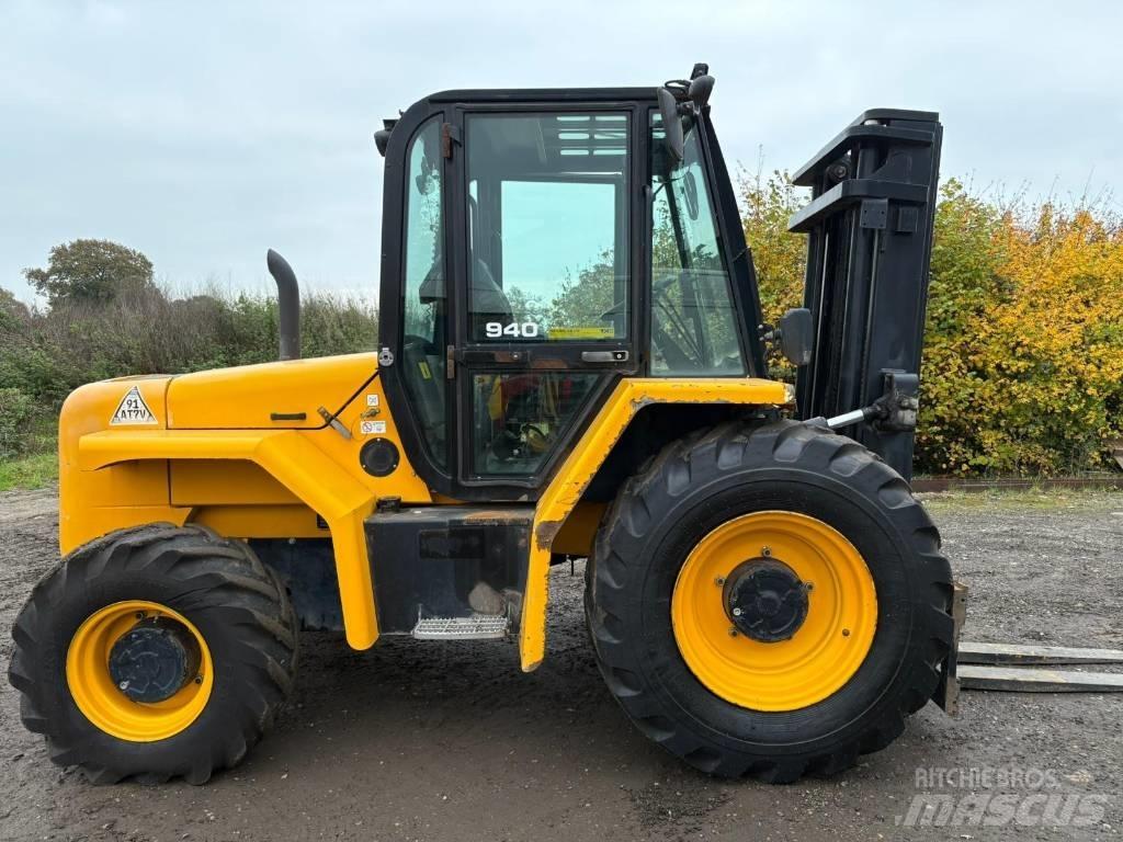 JCB 940 RT Rough terrain truck