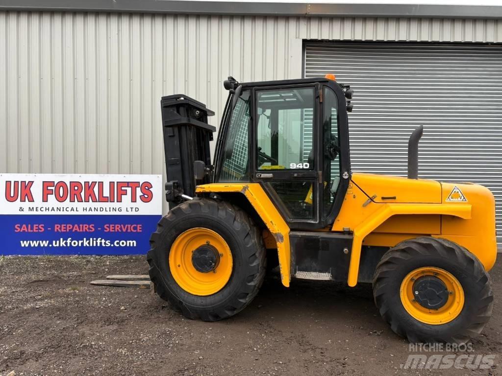 JCB 940 RT Rough terrain truck