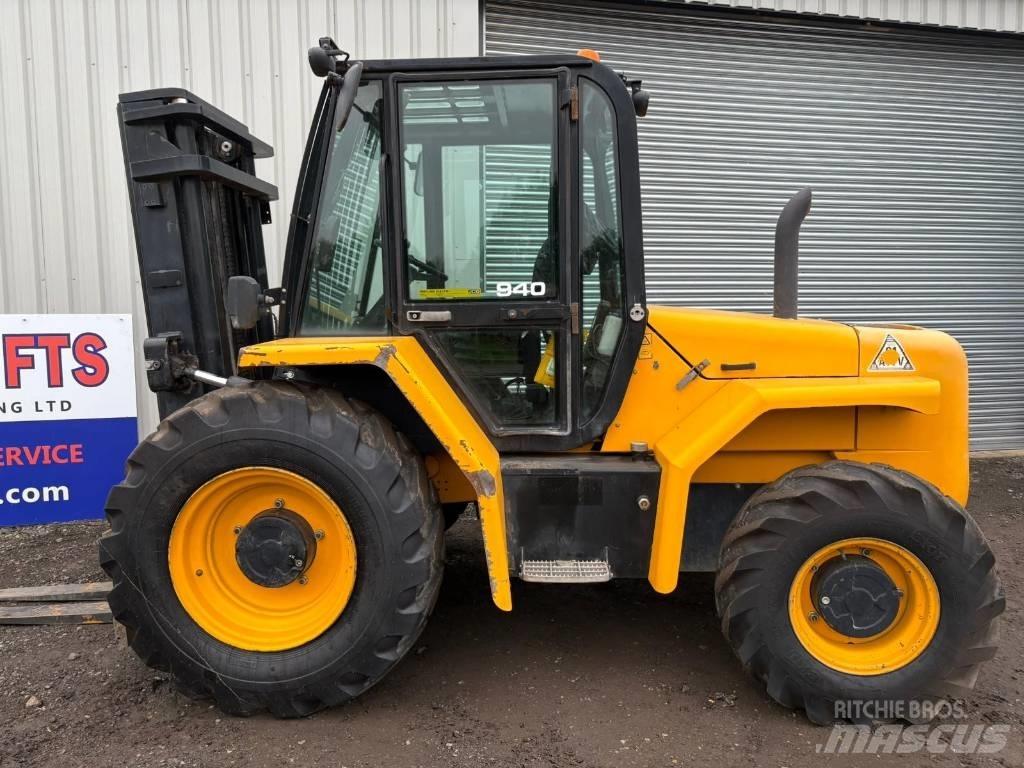 JCB 940 RT Rough terrain truck