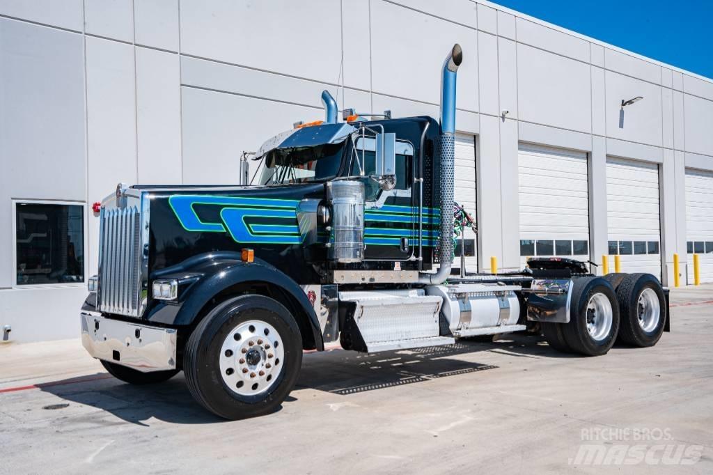 Kenworth W 900 Truck Tractor Units