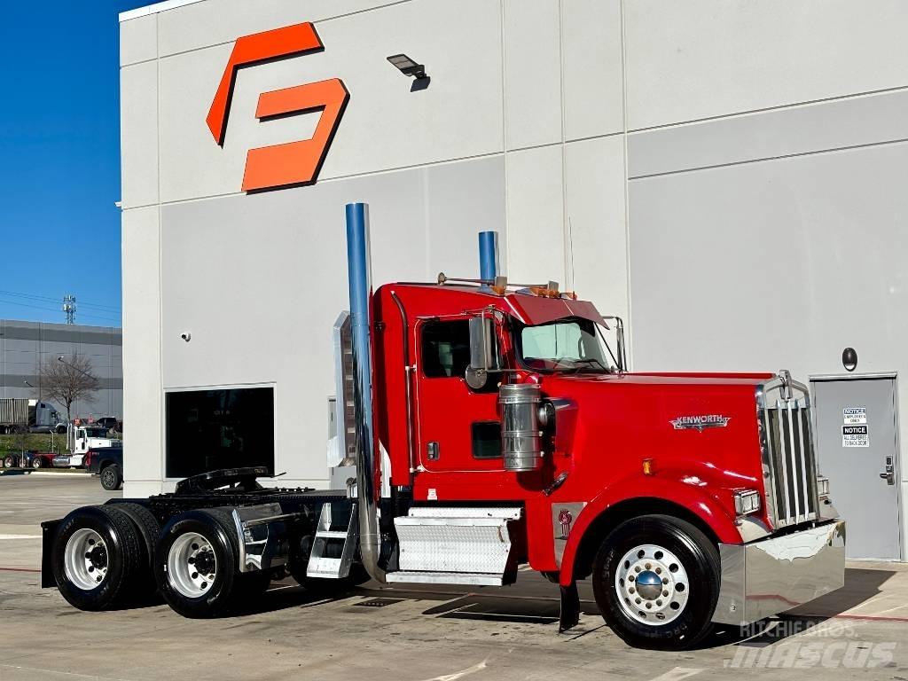 Kenworth W 900 Truck Tractor Units