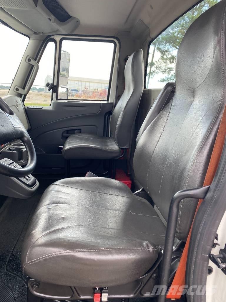 International MV607 Truck Tractor Units