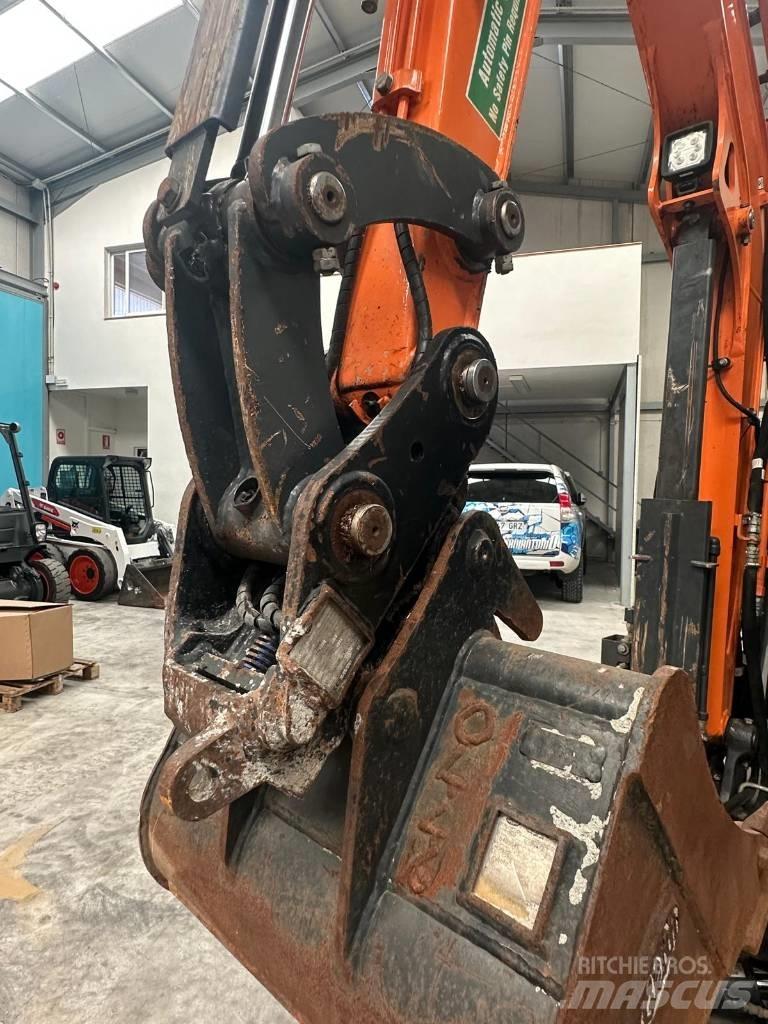 Doosan DX 27 Z Mini excavators < 7t
