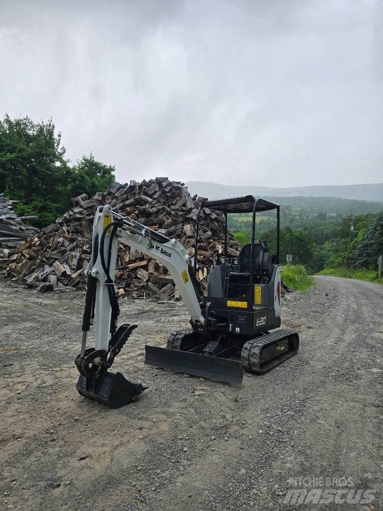 Bobcat E 20 Mini excavators < 7t
