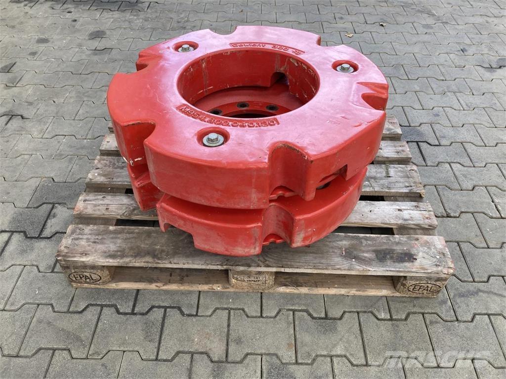 Fendt 2x 300 kg Other farming machines