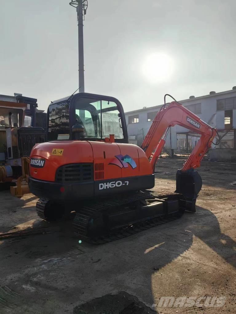 Doosan DH 60-7 Mini excavators < 7t