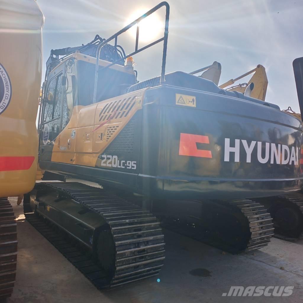 Hyundai 220LC-9T Crawler excavators