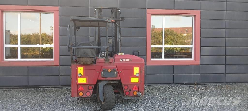 Moffett M5 25.3 NX Diesel trucks