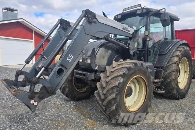 Valtra N141 HiTech Tractors