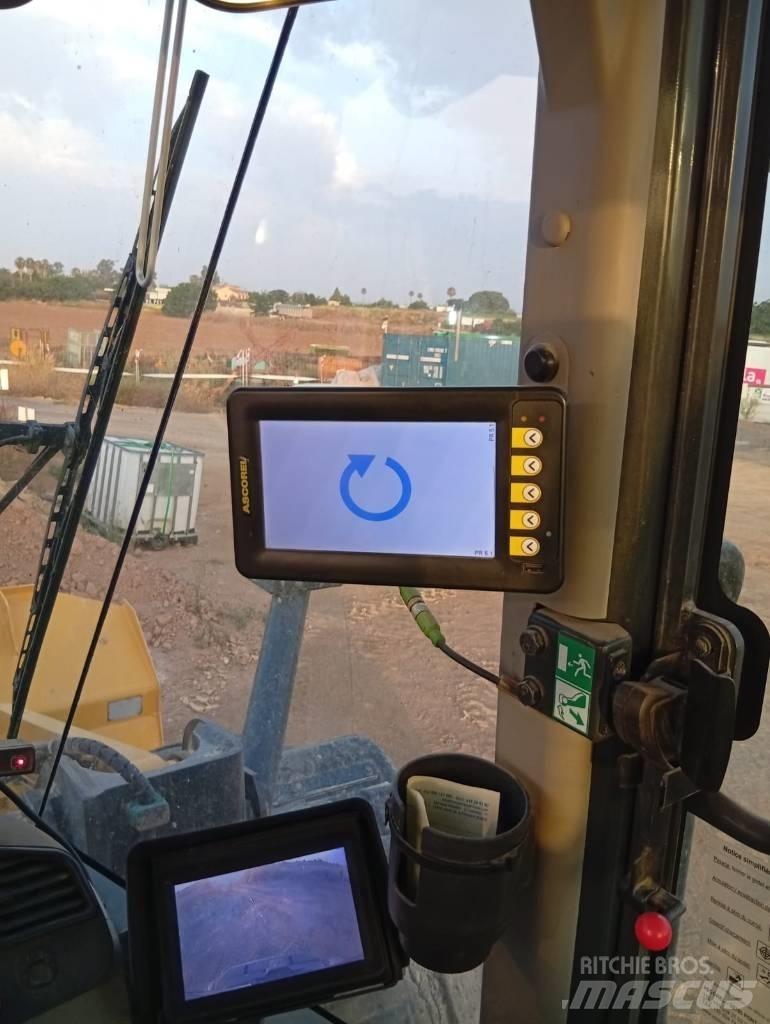 Komatsu WA 380-8 Wheel loaders