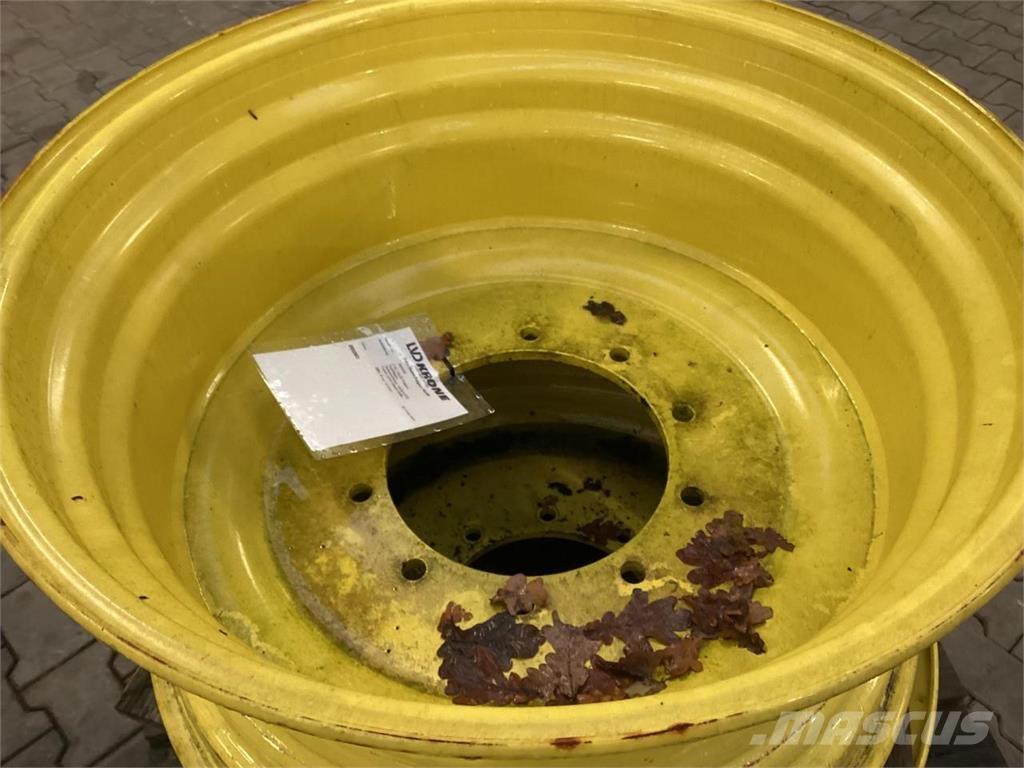 John Deere 16x30 Tyres, wheels and rims