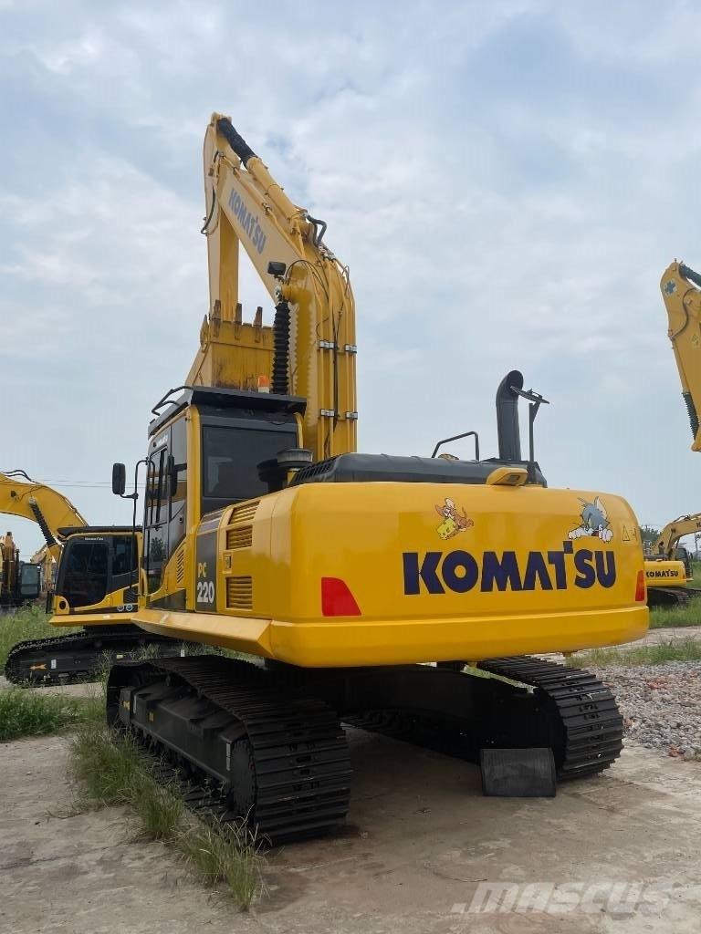 Komatsu PC 220 Crawler excavators