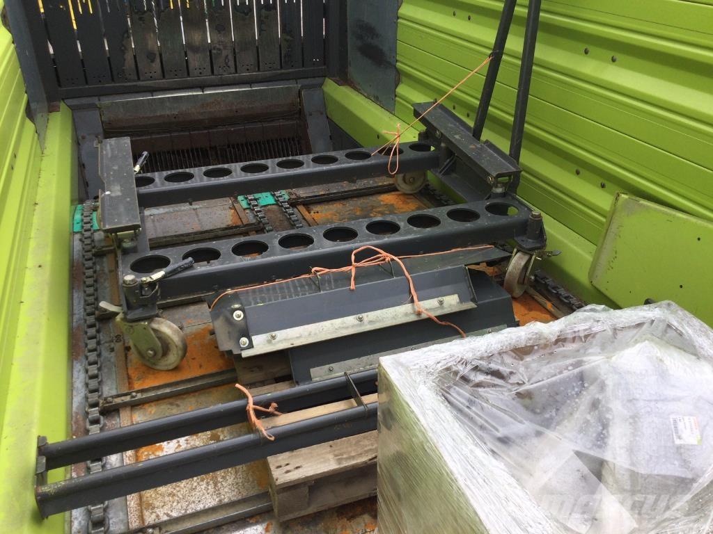 CLAAS 9400 Grain / Silage Trailers