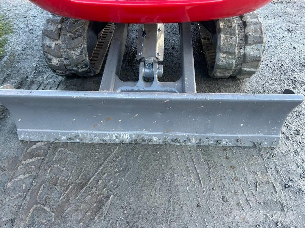 Takeuchi TB 230 Mini excavators < 7t