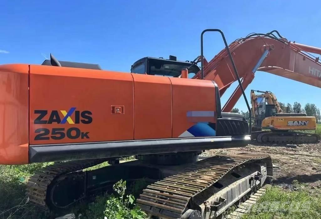 Hitachi 250 Crawler excavators