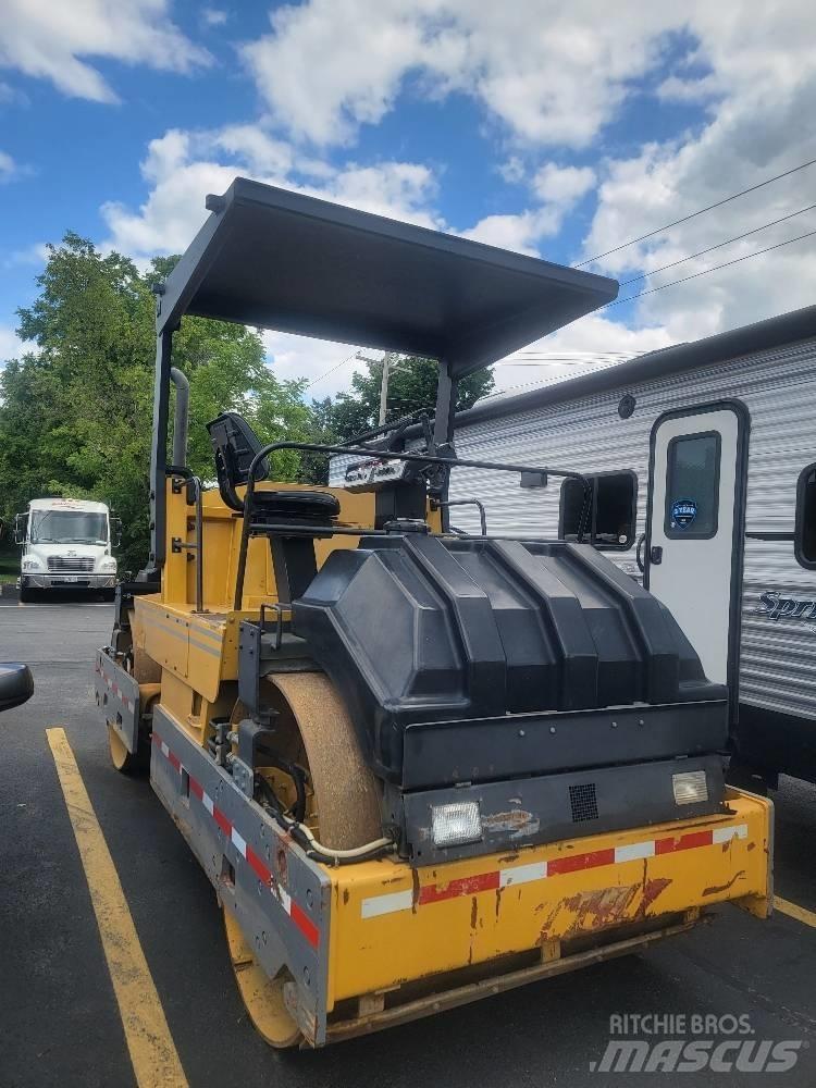 Dynapac CC 421 Twin drum rollers