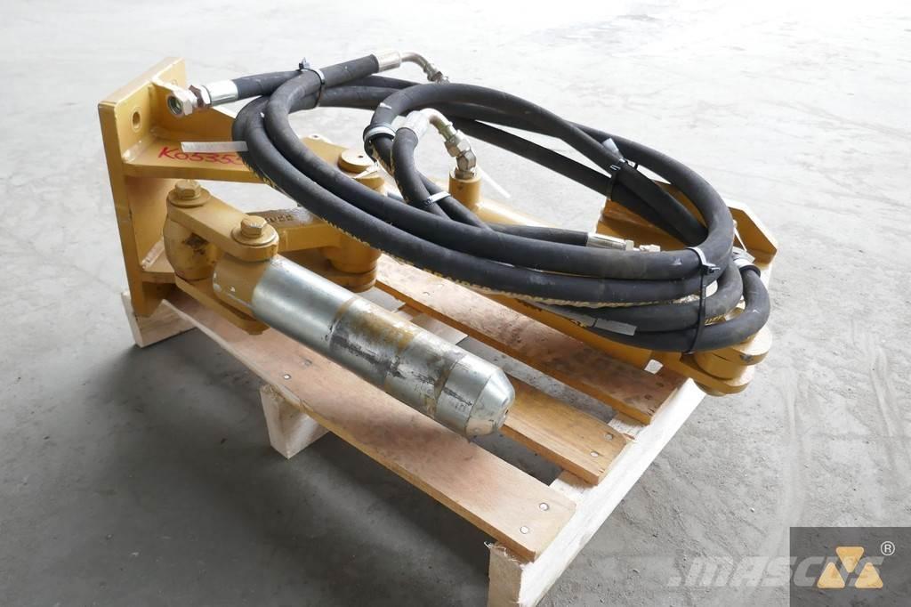 CAT D8T Pin puller Other components