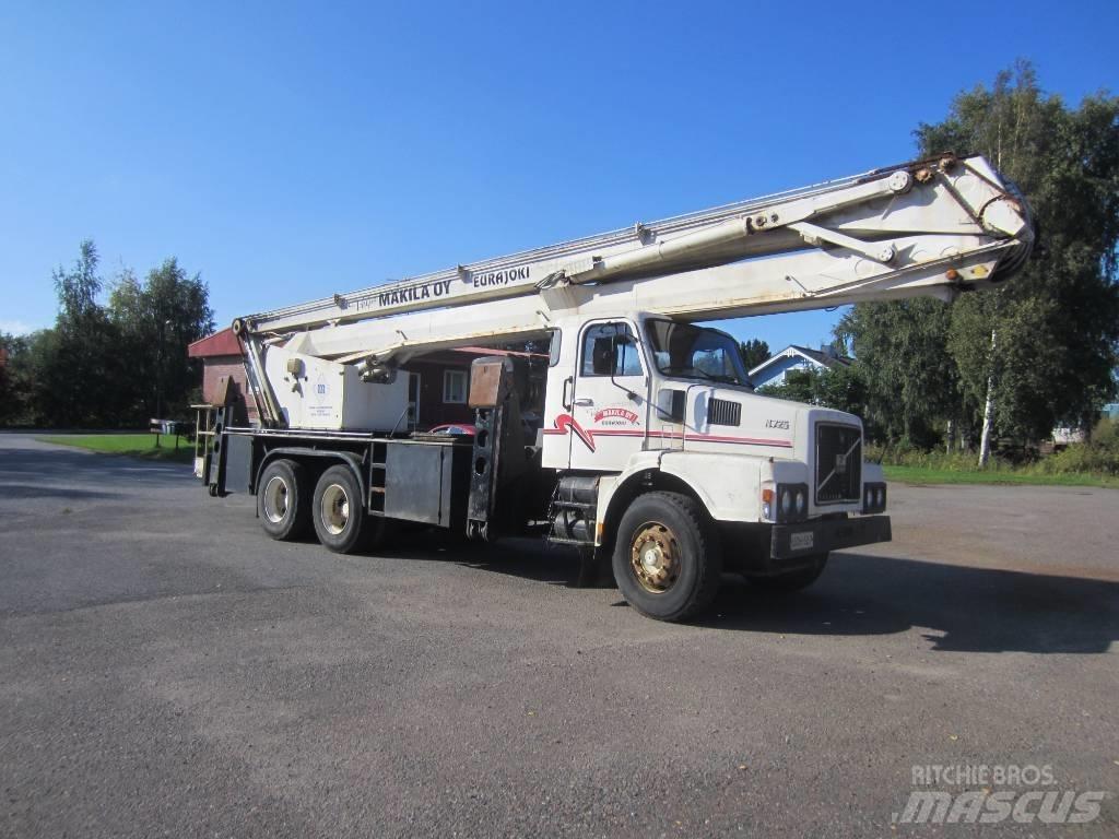 Volvo N 7 6X2 4600 Crane trucks