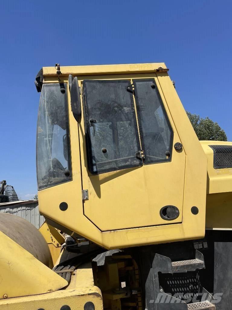 Bomag 226-4 Single drum rollers