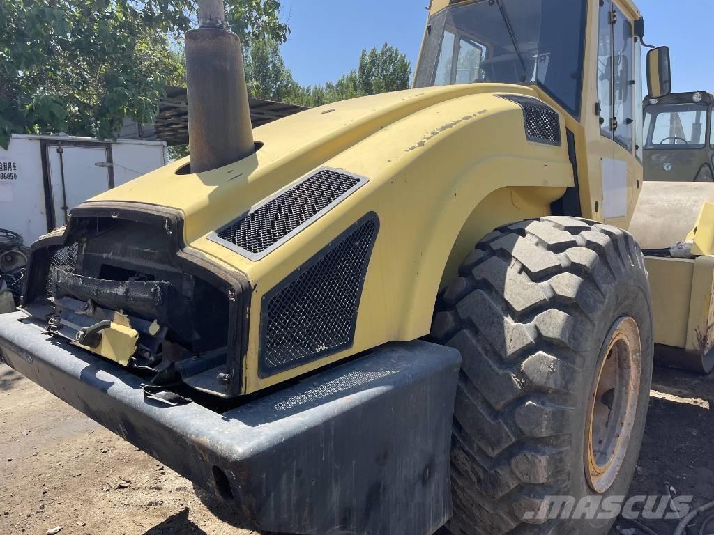 Bomag 226-4 Single drum rollers