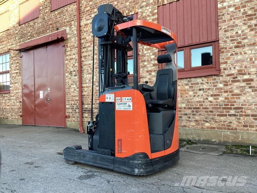 BT RRE 160 Reach truck