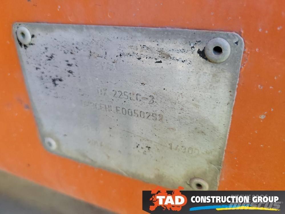 Doosan DX 225 LC-3 Crawler excavators