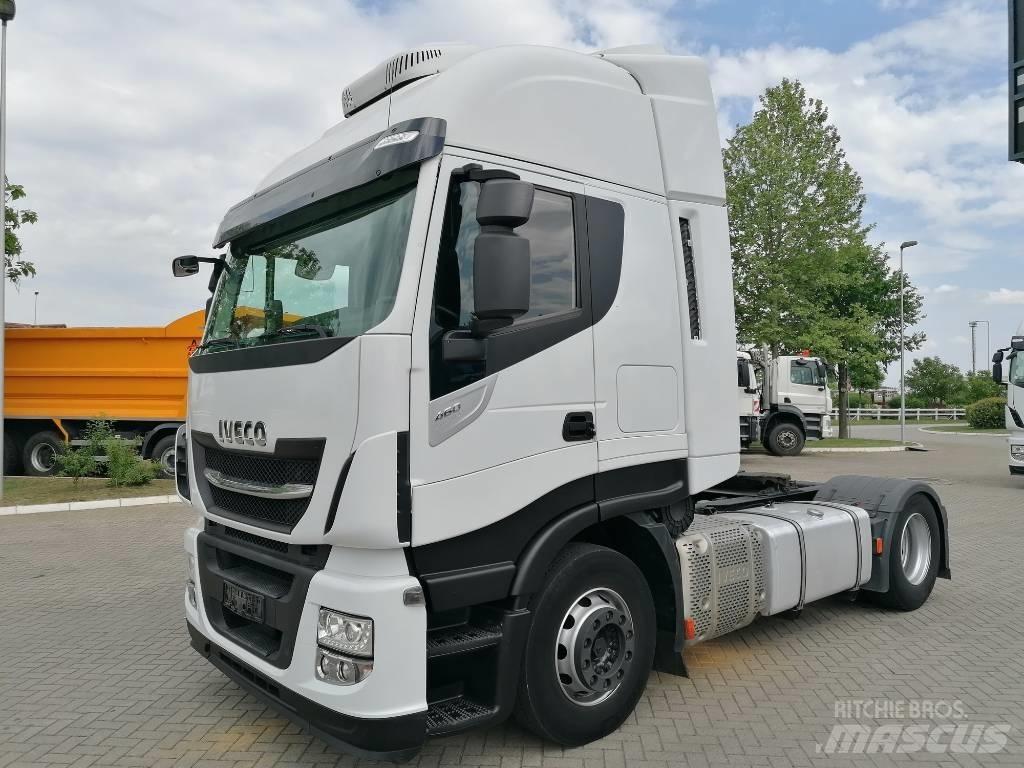 Iveco AS440ST/P Truck Tractor Units