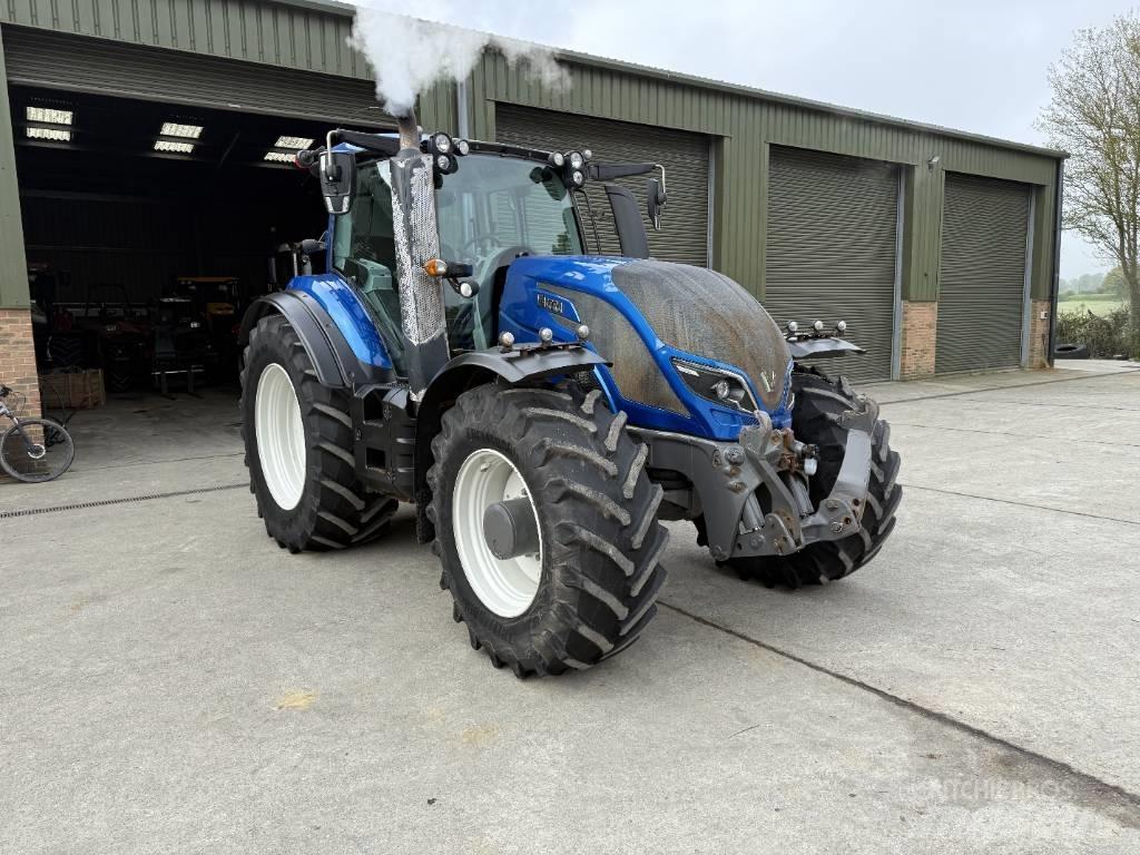 Valtra T 234 V Tractors