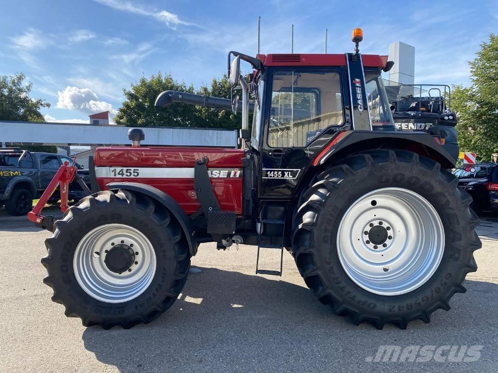 CASE 1455 XL Tractors