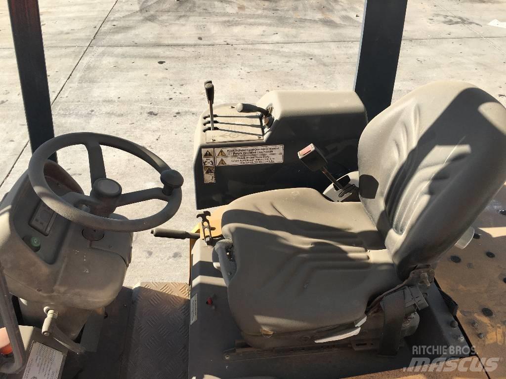 Aisle-Master 20SE Narrow aisle truck