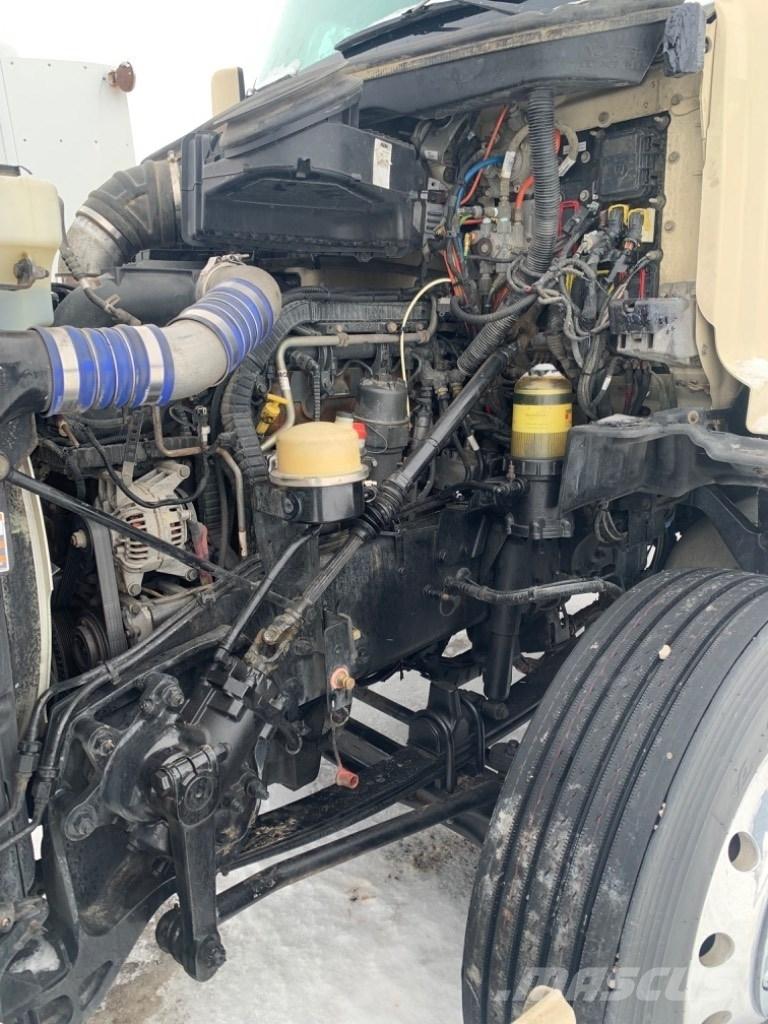 Peterbilt 579 Truck Tractor Units