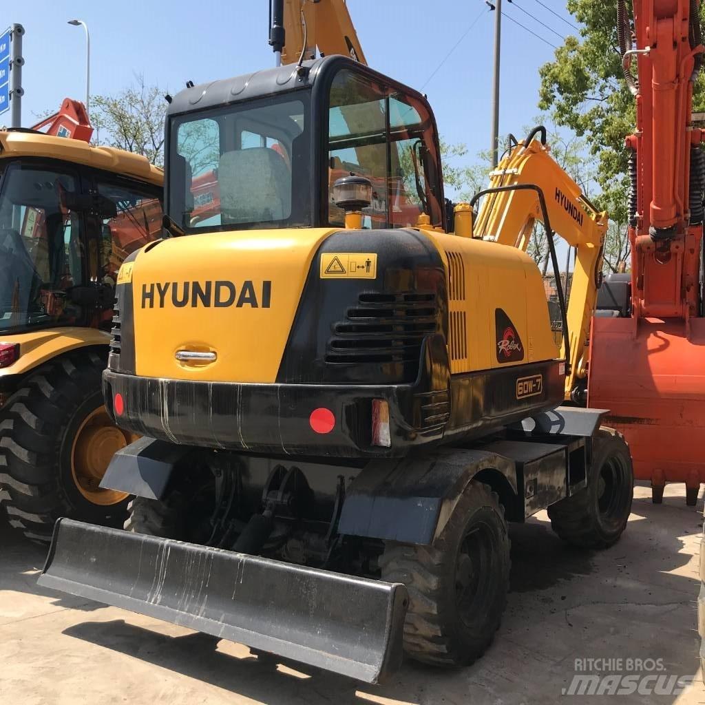 Hyundai Robex 60-7 Wheeled excavators