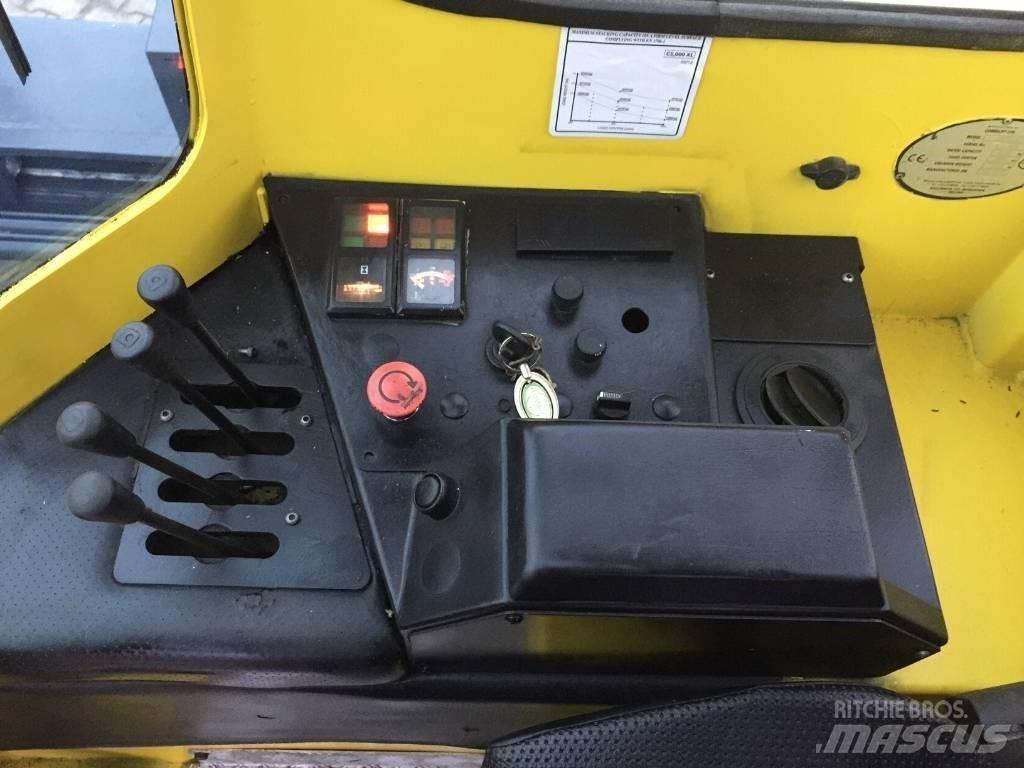 Combilift C5000XL 4-way reach truck