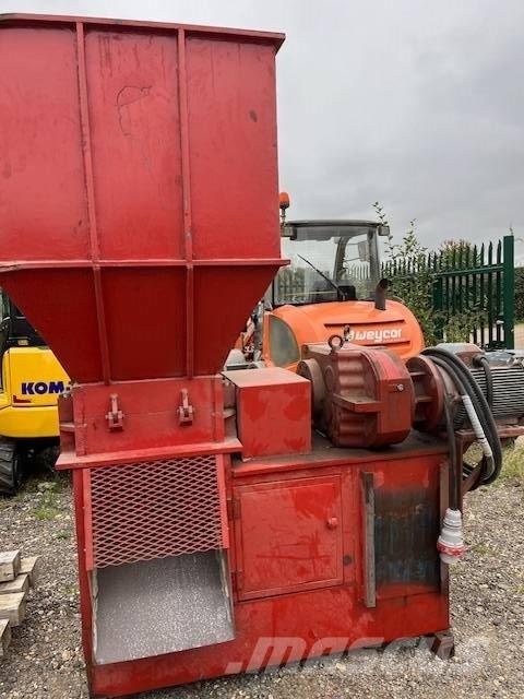 MG 220XL Sorting Equipment