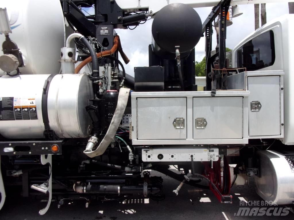 International 7500 Sewage disposal Trucks