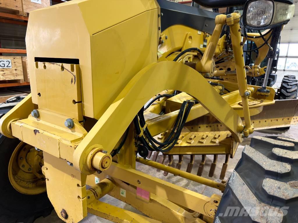 CAT 140H / 140M Scarifiers