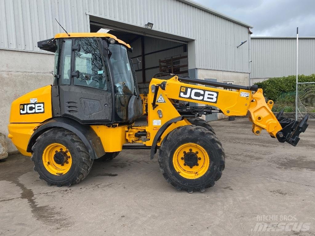 JCB TM 220 Farming telehandlers