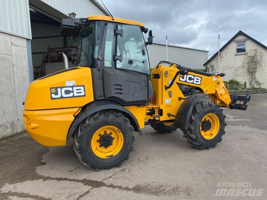 JCB TM 220 Farming telehandlers